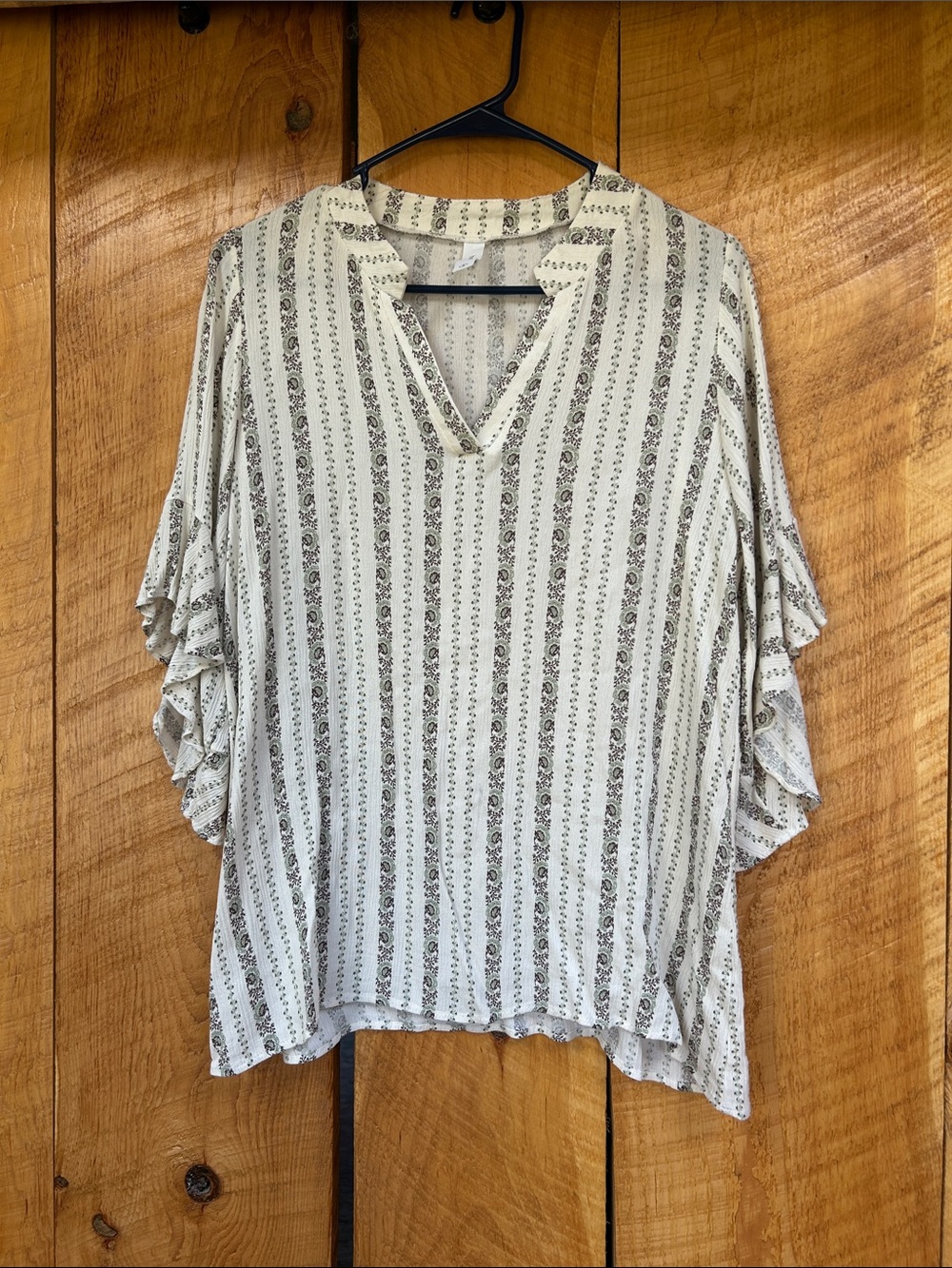 Honeyme Cream and Black Striped V-Neck Ruffle Sleeve Tunic